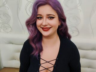 camgirl playing with dildo AdabelaMiracle
