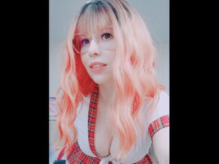 camgirl playing with dildo AliceShelby