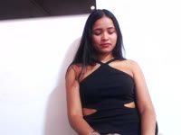 Thank you for being in my room, I am a Colombian girl, I consider myself happy and kind, I am here with the intention of meeting people from different parts of the world, learning about their customs and tastes, with me you will have a pleasant moment in which you will leave reality for a moment... a lot of fun and pleasure, I like it when you have all your attention on me, that with your look you show me the desire to be with me...