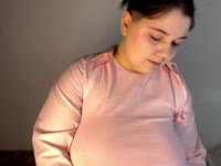 Hi, my name is Luna. I love communicating with people and making new online friends!Expect exclusive visuals, focused content,and behind-the-scenes moments.This page is about confidence, beauty, and atmosphere — quality over quantity.✨ Welcome to my world.