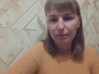 I enjoy beautiful conversations, late-night confessions, and men who know how not only to look, but also to feel. Sometimes I can be cute and a little shy, and sometimes a tiny devil wakes up inside me who loves to tease and play.
In my everyday life I love music, long evening walks, aromatic coffee, and moments when you can simply enjoy the atmosphere. But here I allow myself to be a little bolder… a little more open… and much more playful.
I like when a man knows how to create interest—with words, imagination, or simply his mood. Because the most interesting things begin when two people start to feel each other even through a screen.