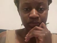 Je suis une jeune femme sensible à la fois audacieuse qui apprécie faire de l’effet aux hommes. Si tu recherche une belle black avec qui passer un bon moment dans le partage, la douceur et l’écoute, vient à moi