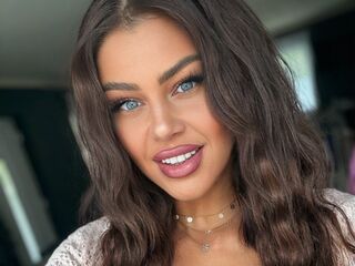 hot cam girl masturbating with vibrator AmidaChris