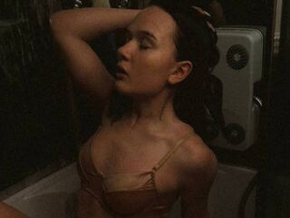 camwhore shaved pussy DavinaHislip