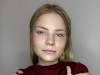 sexy webcamgirl DelenaLabonne