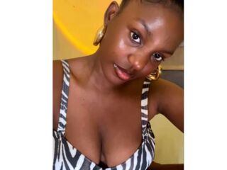 erotic cam EleanorVee