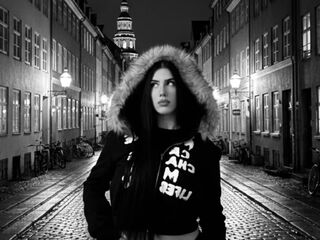 camwhore masturbating with vibrator HazelHayese