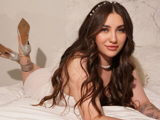 cam girl showing pussy KeiraHarts