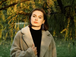 hot striptease web cam LinnDegnan