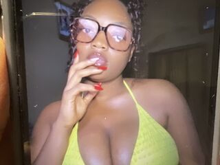 nude cam MakyDina