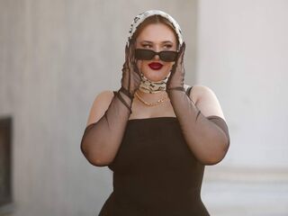 camslut topless MonicaVivaldi