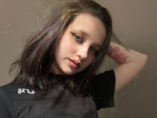 naked girl with cam masturbating RositaMackessy