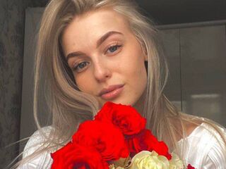 shaved pussy web cam SamantaKittie