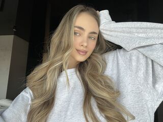 camslut video SaraLinton