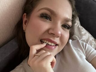 camgirl masturbating SophieVale