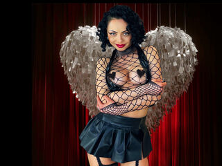 camgirl masturbating with dildo VeronicaQuinn