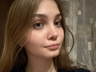 webcam striptease show YiBisher