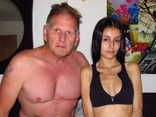 hot webcam sex show CamilaandCarlos