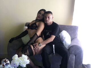 couple webcamsex DanaAndMykee