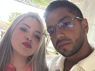 naked cam couple masturbating with sextoy NicoleandTim