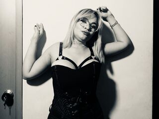 webcamgirl fetish sex show BelliniSarah