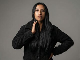 webcam babe chat room AdaharaBanks