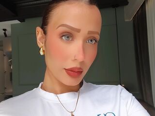 girl cam free AdrianaRossetti