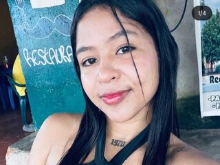 webcam live sex AishaPetit