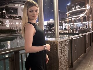 girl cam AlinaEva