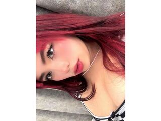 naked camgirl photo AlinaRicci