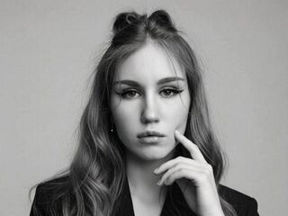 naked webcam girl masturbating AlishiaYagues