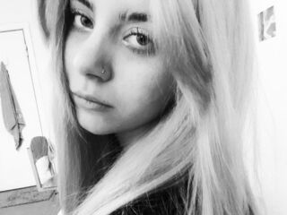 free live chatroom AlthenaEldon