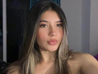fingering girl cam AmberCarriazo