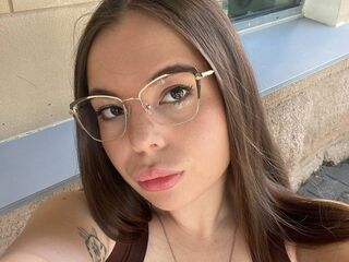 free video chat room AmeliaLung