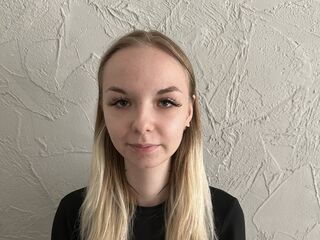 naked girl with webcam masturbating with dildo AmyScott