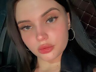 live chatroom AngelaLily