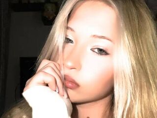 naked cam chatroom AnjanetteGalpin