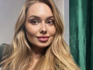 camgirl masturbating AnnaLunas