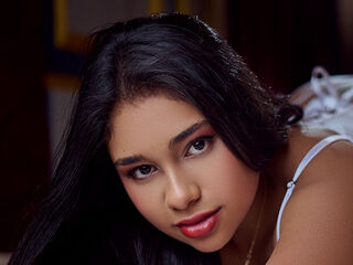 cam chatroom AnnieMuler