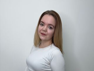 camwhore masturbating AnnisAnness