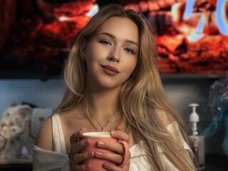 adult cam show AraCapell