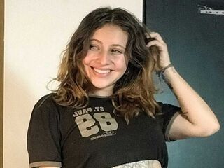 camgirl spreading pussy AriBlossom