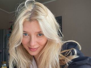 naked cam girl masturbating AshleaVadner