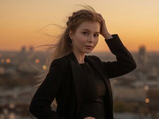 masturbating webcamgirl AutumnKoetz