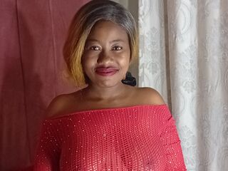 strip tease AzaniaCele