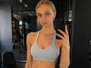 camslut video BeckieGuerro