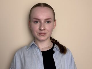 live cam girl picture BettyannGrenon
