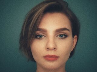 naughty camgirl masturbating BjorkLight