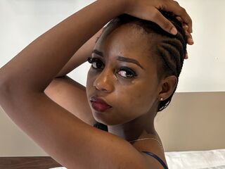 webcam picture BrianaHadid