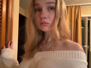 naked cam chat BrittaneyCreitz